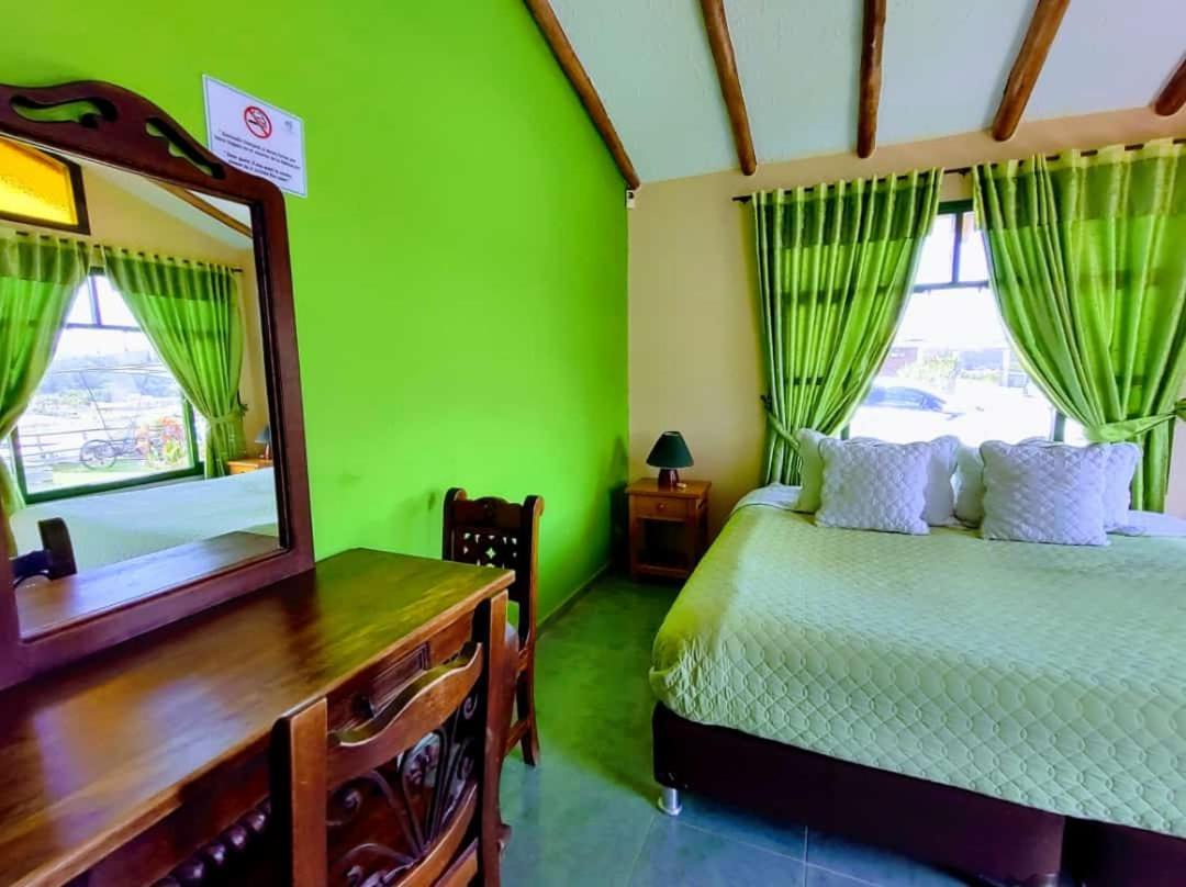 Hotel Cabanas San Cayetano Paipa Eksteriør billede