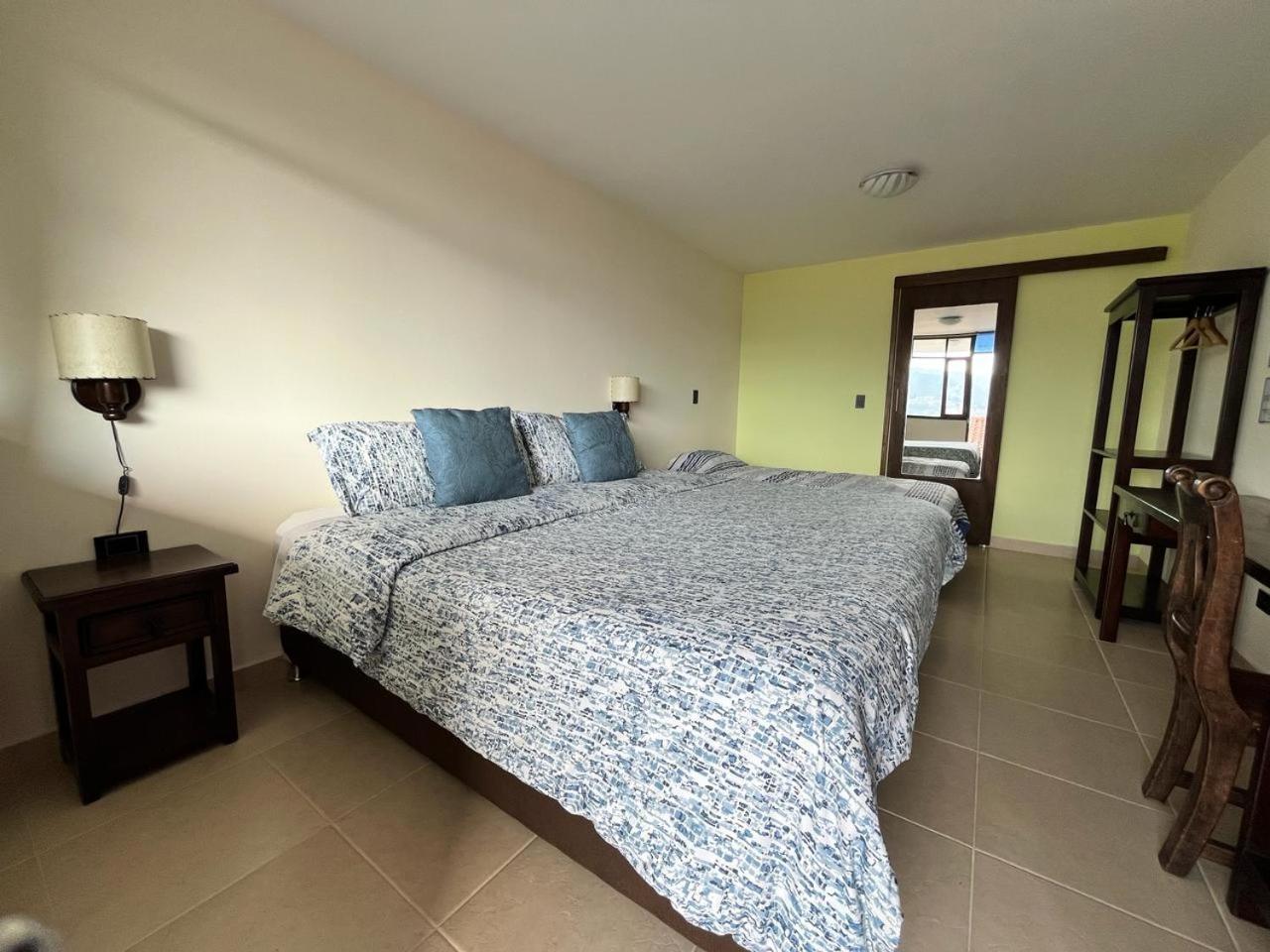 Hotel Cabanas San Cayetano Paipa Eksteriør billede