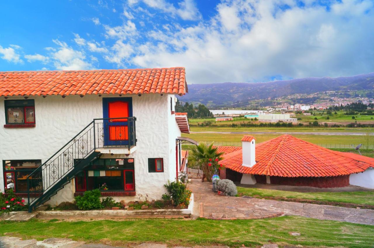 Hotel Cabanas San Cayetano Paipa Eksteriør billede
