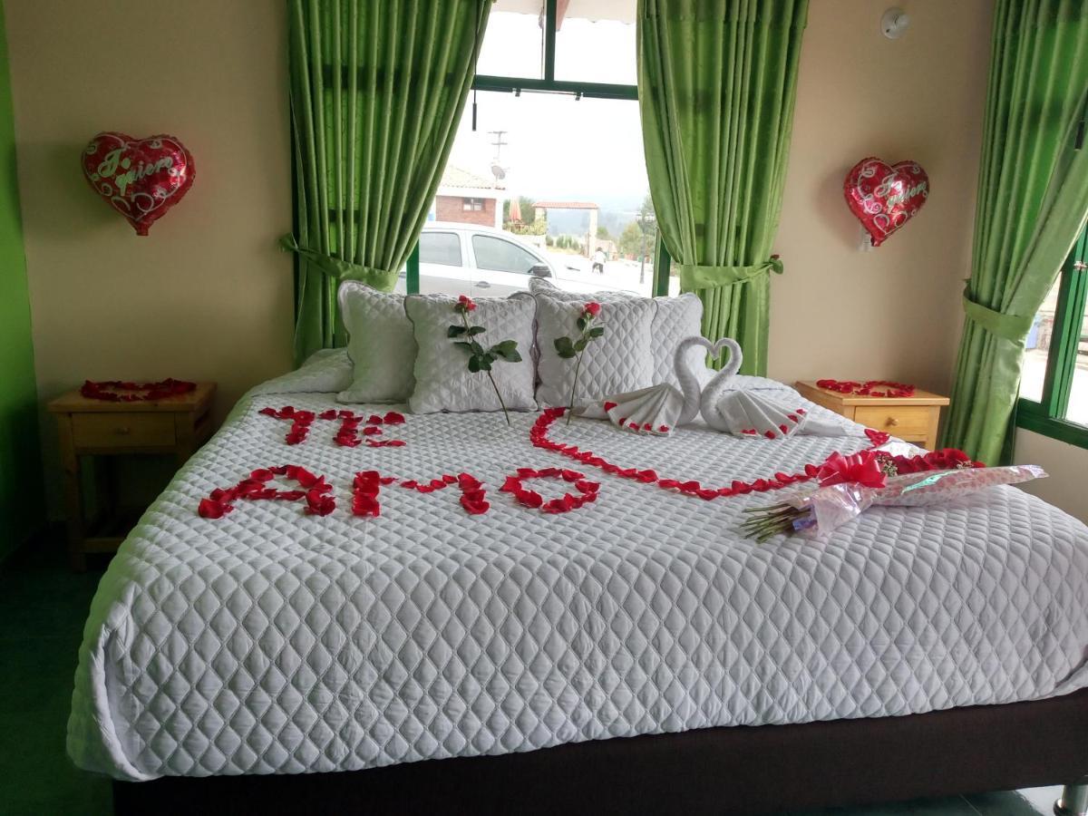 Hotel Cabanas San Cayetano Paipa Eksteriør billede