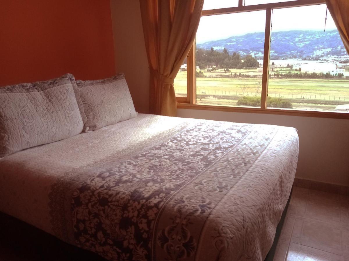 Hotel Cabanas San Cayetano Paipa Eksteriør billede